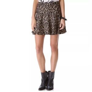 Free People Women’s Chenille Cheetah Print Jacquard Flouncy‎ Mini Skirt Sz 0